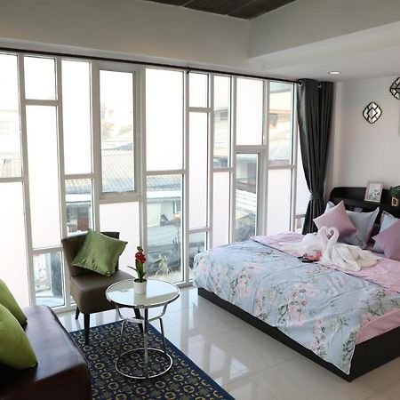 Close Maya Nimman 5Bedroom Villa Chiang Mai Bagian luar foto