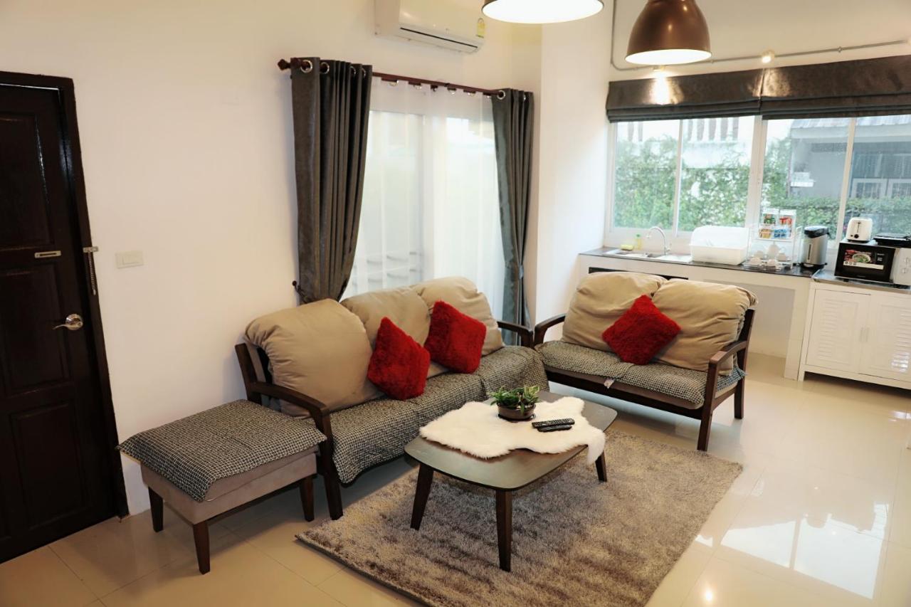 Close Maya Nimman 5Bedroom Villa Chiang Mai Bagian luar foto
