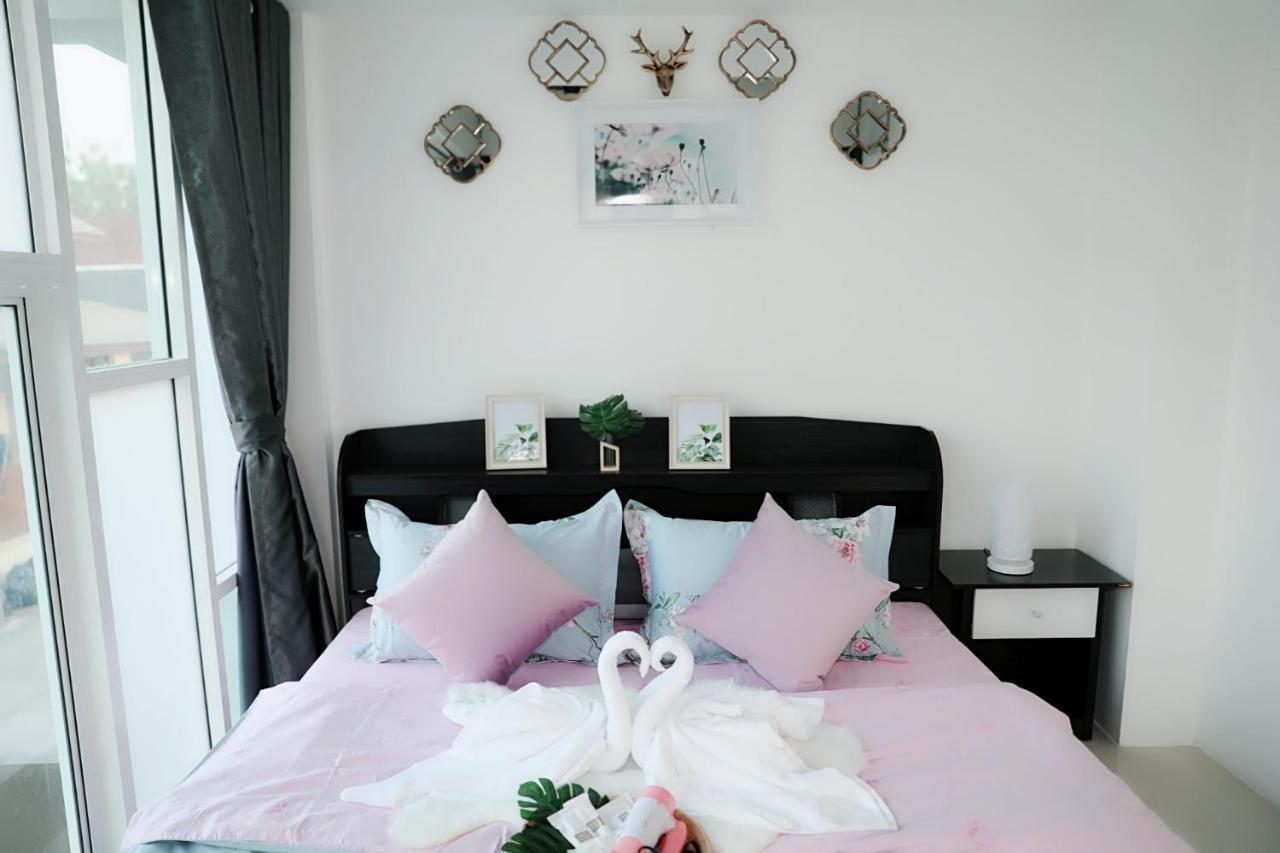 Close Maya Nimman 5Bedroom Villa Chiang Mai Bagian luar foto