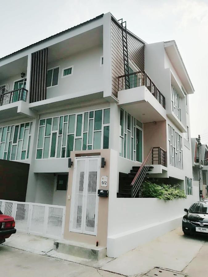 Close Maya Nimman 5Bedroom Villa Chiang Mai Bagian luar foto
